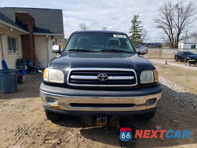 Piąte zdjęcie samochodu w środku: 2000 TOYOTA TUNDRA SR5 VIN:5TBKT4417YS055198 - miniatura