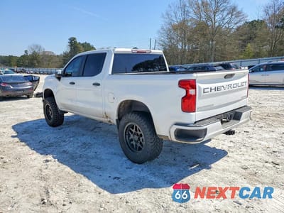 Drugie zdjęcie samochodu z przodu: 2020 CHEVROLET SILVERADO C1500 CUSTOM VIN:3GCPWBEH1LG283080 - miniatura