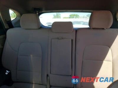 Zdjęcie 10 z 13 samochodu: 2020 HYUNDAI TUCSON SE VIN:KM8J23A4XLU116963 - miniatura