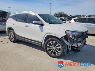 Czwarte zdjęcie samochodu z boku: 2020 GMC TERRAIN SLT VIN:3GKALPEX0LL236265 - miniatura