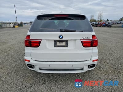 Zdjęcie 6 z 12 samochodu: 2013 BMW X5 XDRIVE50I VIN:5UXZV8C51D0C17255 - miniatura