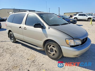 Czwarte zdjęcie samochodu z boku: 2000 TOYOTA SIENNA XLE VIN:4T3ZF13C2YU272011 - miniatura