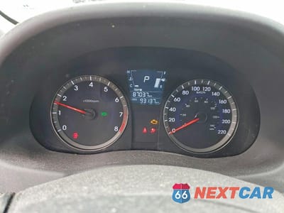 Zdjęcie 9 z 11 samochodu: 2014 HYUNDAI ACCENT GLS VIN:KMHCT4AE9EU678456 - miniatura