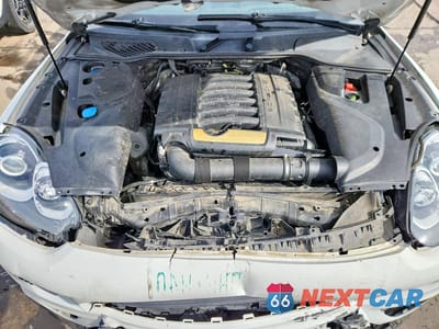 Zdjęcie 12 z 12 samochodu: 2016 PORSCHE CAYENNE VIN:WP1AA2A27GLA00596 - miniatura