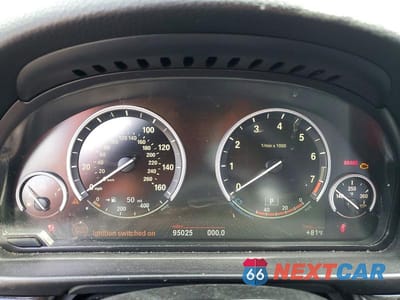 Zdjęcie 9 z 11 samochodu: 2016 BMW 528 I VIN:WBA5A5C5XGD528460 - miniatura