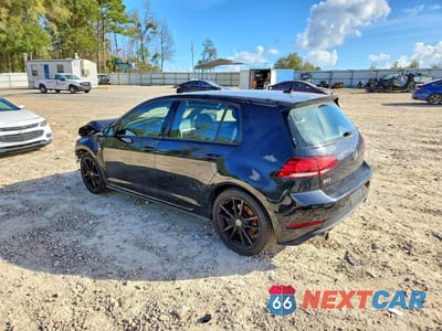 Drugie zdjęcie samochodu z przodu: 2019 VOLKSWAGEN GTI S VIN:3VW5T7AU3KM005889 - miniatura