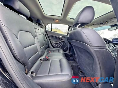 Zdjęcie 6 z 10 samochodu: 2019 MERCEDES-BENZ GLA 250 VIN:WDCTG4EB6KU007843 - miniatura