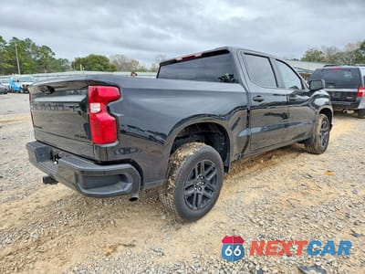 Trzecie zdjęcie samochodu z tyłu: 2026 CHEVROLET SILVERADO C1500 CUSTOM VIN:1GCPABEK0TZ107132 - miniatura