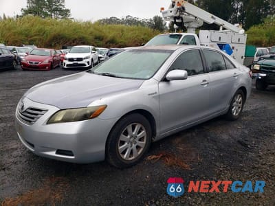 2007 TOYOTA CAMRY HYBRID BASE JTNBB46K773035223 - główne zdjęcie licytacji z USA - miniatura