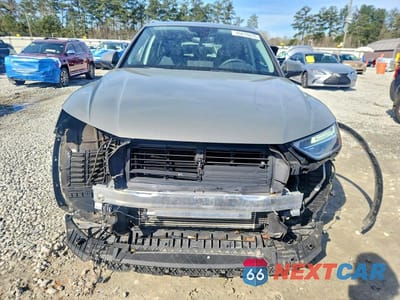 Piąte zdjęcie samochodu w środku: 2023 AUDI Q5 PREMIUM PLUS 45 VIN:WA1EAAFY4P2013798 - miniatura