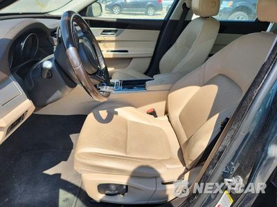 Zdjęcie 7 z 11 samochodu: 2016 JAGUAR XF PRESTIGE VIN:SAJBK4BV8GCY12711 - miniatura