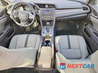 Zdjęcie 8 z 13 samochodu: 2019 HONDA CIVIC LX VIN:19XFC2F68KE032035 - miniatura