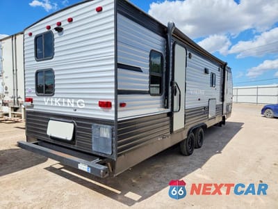 Czwarte zdjęcie samochodu z boku: 2020 FOREST RIVER VIKING TOWABLE CAMPER VIN:5ZT2VWRB5LJ125722 - miniatura