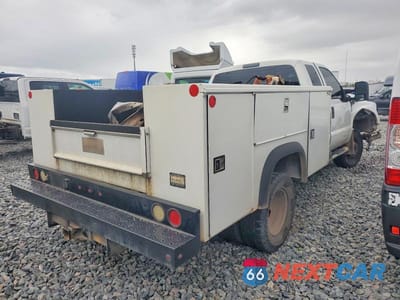 Czwarte zdjęcie samochodu z boku: 2016 FORD F350 SUPER DUTY UTILITY / SERVICE TRUCK VIN:1FD8X3H69GEA17137 - miniatura