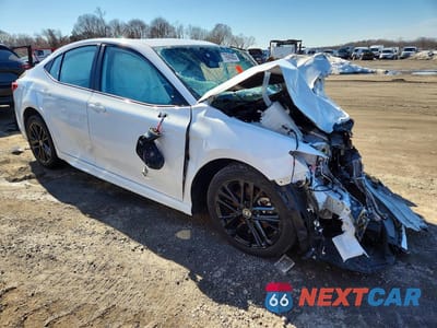 Czwarte zdjęcie samochodu z boku: 2025 TOYOTA CAMRY SE VIN:4T1DBADK9SU019568 - miniatura