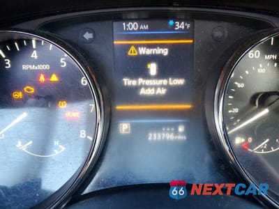 Zdjęcie 9 z 12 samochodu: 2018 NISSAN ROGUE S VIN:JN8AT2MT6JW451626 - miniatura