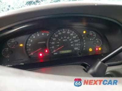 Zdjęcie 9 z 13 samochodu: 2005 TOYOTA TUNDRA SR5 VIN:5TBET34135S463135 - miniatura