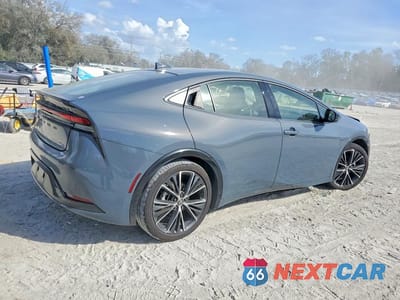 Trzecie zdjęcie samochodu z tyłu: 2024 TOYOTA PRIUS XLE VIN:JTDACAAU5R3045322 - miniatura