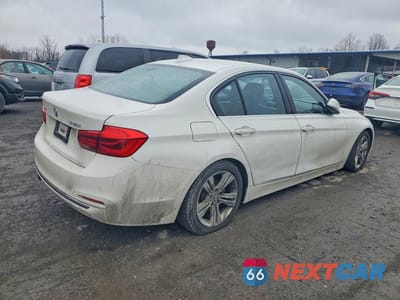 Trzecie zdjęcie samochodu z tyłu: 2017 BMW 330 XI VIN:WBA8D9G35HNU65929 - miniatura