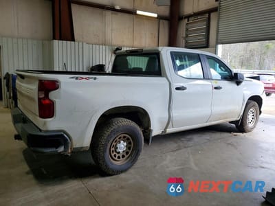 Trzecie zdjęcie samochodu z tyłu: 2019 CHEVROLET SILVERADO K1500 VIN:3GCUYAEF3KG152107 - miniatura