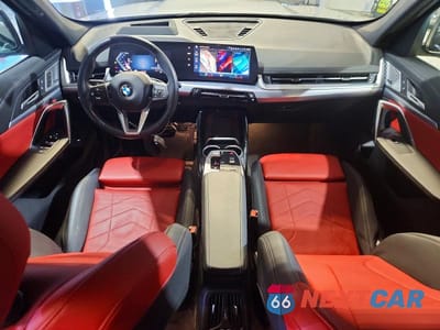 Zdjęcie 8 z 14 samochodu: 2023 BMW X1 XDRIVE28I VIN:WBX73EF07P5X75650 - miniatura