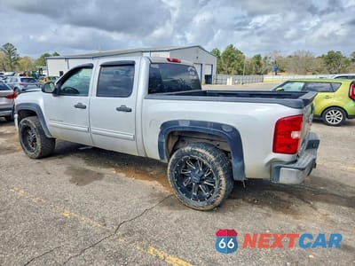 Drugie zdjęcie samochodu z przodu: 2010 CHEVROLET SILVERADO K1500 LT VIN:3GCRKSEA4AG129743 - miniatura