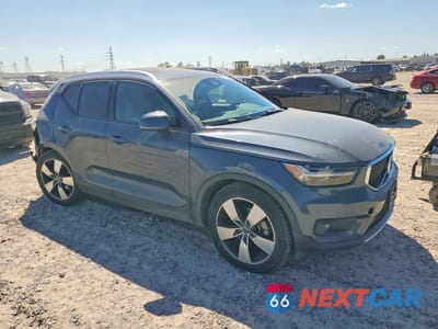 Czwarte zdjęcie samochodu z boku: 2021 VOLVO XC40 T5 MOMENTUM VIN:YV4162UK7M2483892 - miniatura