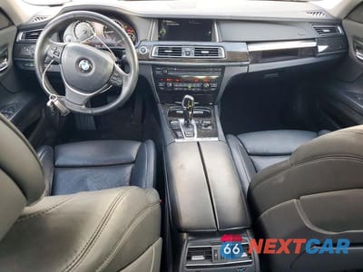 Zdjęcie 8 z 11 samochodu: 2013 BMW 740 LI HYBRID VIN:WBAYE0C53DDD85581 - miniatura