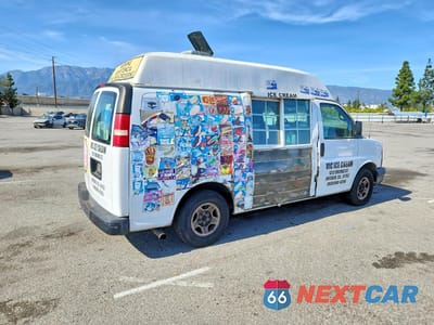 Trzecie zdjęcie samochodu z tyłu: 2007 CHEVROLET EXPRESS 1500 FOOD TRUCK VIN:1GCFG15X571250811 - miniatura