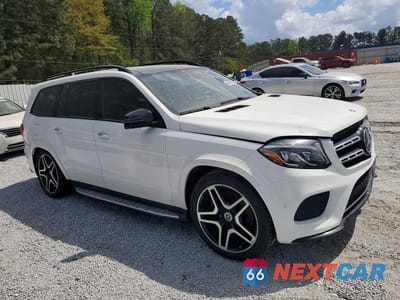 Czwarte zdjęcie samochodu z boku: 2018 MERCEDES-BENZ GLS 550 4MATIC VIN:4JGDF7DE5JB075468 - miniatura