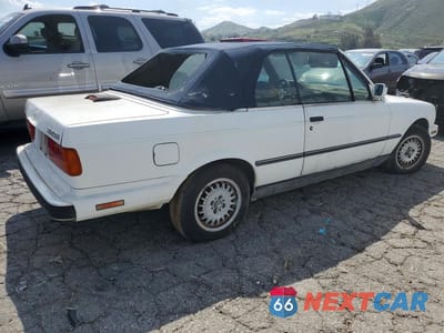 Trzecie zdjęcie samochodu z tyłu: 1989 BMW 3 SERIES VIN:WBABB2308KEC17120 - miniatura