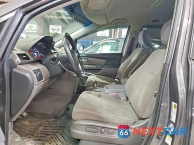 Zdjęcie 7 z 13 samochodu: 2016 HONDA ODYSSEY SE VIN:5FNRL5H31GB083511 - miniatura