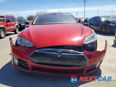 Piąte zdjęcie samochodu w środku: 2013 TESLA MODEL S VIN:5YJSA1CP2DFP21805 - miniatura