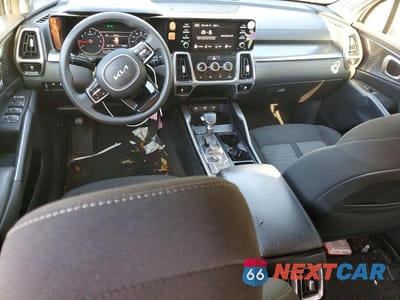 Zdjęcie 8 z 12 samochodu: 2022 KIA SORENTO LX VIN:5XYRG4LC0NG131219 - miniatura