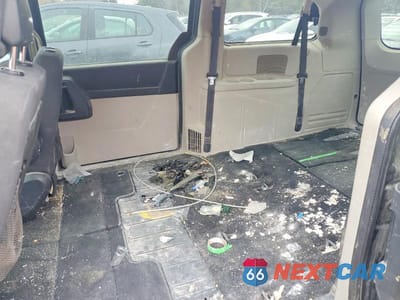 Zdjęcie 10 z 12 samochodu: 2010 DODGE GRAND CARAVAN SE VIN:2D4RN4DE0AR458542 - miniatura