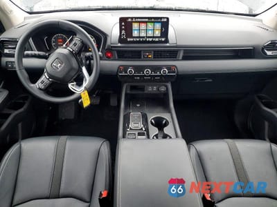 Zdjęcie 8 z 13 samochodu: 2025 HONDA PILOT TOURING VIN:5FNYG1H76SB121366 - miniatura