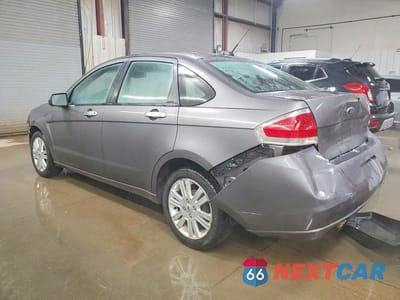 Drugie zdjęcie samochodu z przodu: 2010 FORD FOCUS SEL VIN:1FAHP3HN7AW261436 - miniatura