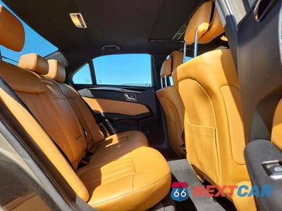 Zdjęcie 10 z 12 samochodu: 2011 MERCEDES-BENZ E 350 BLUETEC VIN:WDDHF2EB1BA445163 - miniatura