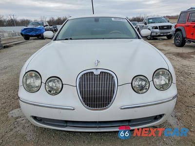 Piąte zdjęcie samochodu w środku: 2005 JAGUAR S-TYPE VIN:SAJWA01T95FN39688 - miniatura