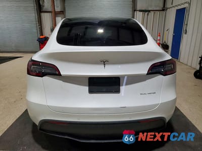 Zdjęcie 6 z 12 samochodu: 2020 TESLA MODEL Y VIN:5YJYGDEEXLF009563 - miniatura