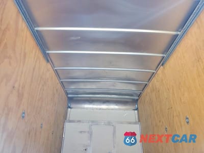 Zdjęcie 11 z 13 samochodu: 2022 CHEVROLET EXPRESS BOX TRUCK VIN:1HA3GTC77NN011277 - miniatura