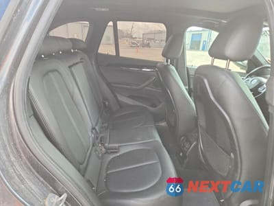 Zdjęcie 11 z 13 samochodu: 2016 BMW X1 XDRIVE28I VIN:WBXHT3C35G5E55639 - miniatura