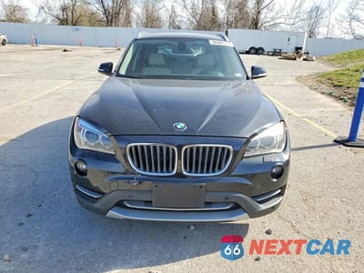 Piąte zdjęcie samochodu w środku: 2013 BMW X1 XDRIVE35I VIN:WBAVM5C51DVV90052 - miniatura