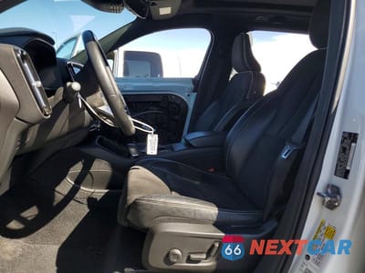 Zdjęcie 7 z 14 samochodu: 2021 VOLVO XC40 T4 R-DESIGN VIN:YV4AC2HM6M2487226 - miniatura