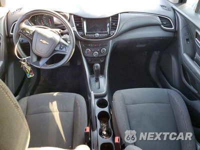 Zdjęcie 8 z 13 samochodu: 2019 CHEVROLET TRAX LS VIN:3GNCJKSB9KL219458 - miniatura