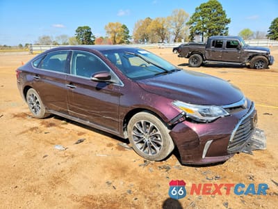 Czwarte zdjęcie samochodu z boku: 2018 TOYOTA AVALON XLE VIN:4T1BK1EB1JU284201 - miniatura
