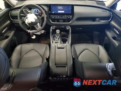 Zdjęcie 8 z 14 samochodu: 2026 TOYOTA GRAND HIGHLANDER HYBRID XLE VIN:5TDACAB59TS077008 - miniatura