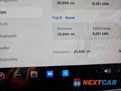Zdjęcie 9 z 12 samochodu: 2023 TESLA MODEL 3 VIN:5YJ3E1EA9PF680966 - miniatura