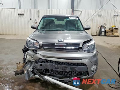 Piąte zdjęcie samochodu w środku: 2019 KIA SOUL + VIN:KNDJP3A51K7666063 - miniatura