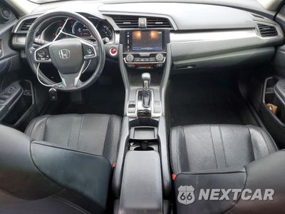 Zdjęcie 8 z 12 samochodu: 2017 HONDA CIVIC VIN:2HGFC1F75HH636935 - miniatura